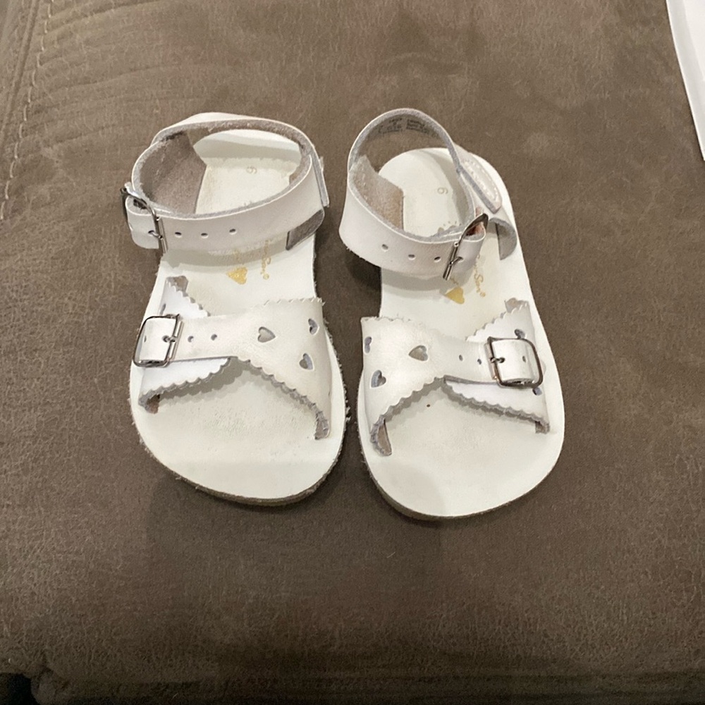 Sun San white size 6